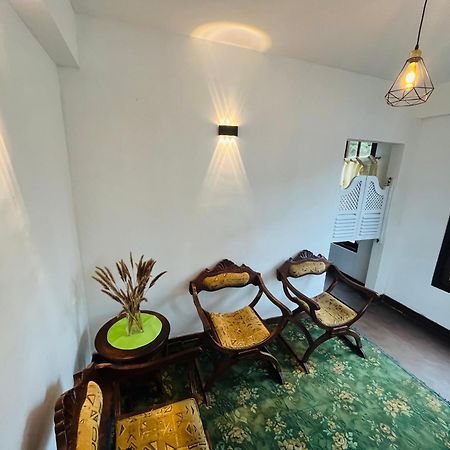 The Urban Hideout Apartment Nuwara Eliya Ngoại thất bức ảnh
